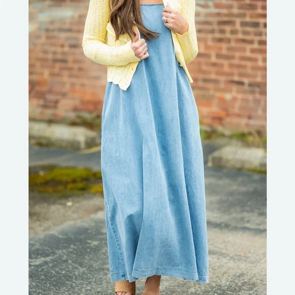 Vintage Jennifer Moore Women’s 100% Cotton Light Blue Denim Maxi Dress - Picture 1 of 9